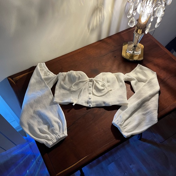 Princess Polly US sz. 6 White Knit off the Shoulder Cropped Top - Picture 1 of 5
